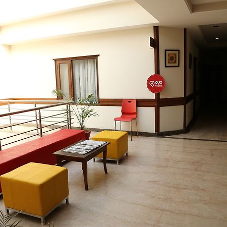 Oyo Rooms Chandigarh Sector 34 Exterior photo