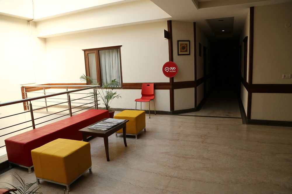 Oyo Rooms Chandigarh Sector 34 Exterior photo